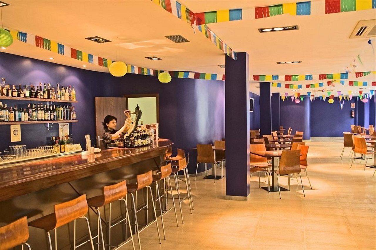 4R Miramar Calafell 호텔 외부 사진